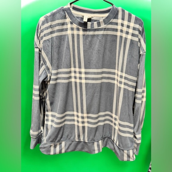 Plaid Grayish blue and Black Lounge Set SMALL 4-6 - Picture 2 of 8